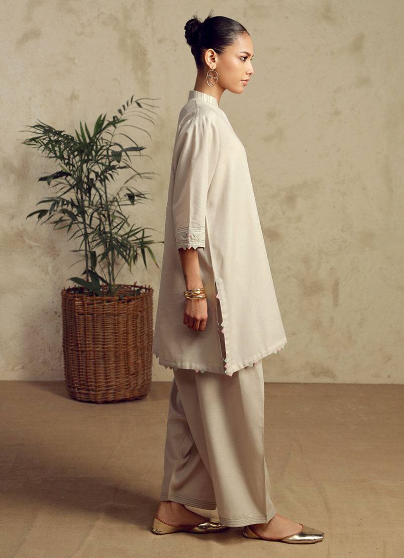 Image | Spring Basics 25 | IJSL-213715 by Maria Faisal - Registered Vendor of : Image - type : Ladies Clothes - 100% original wedding dresses