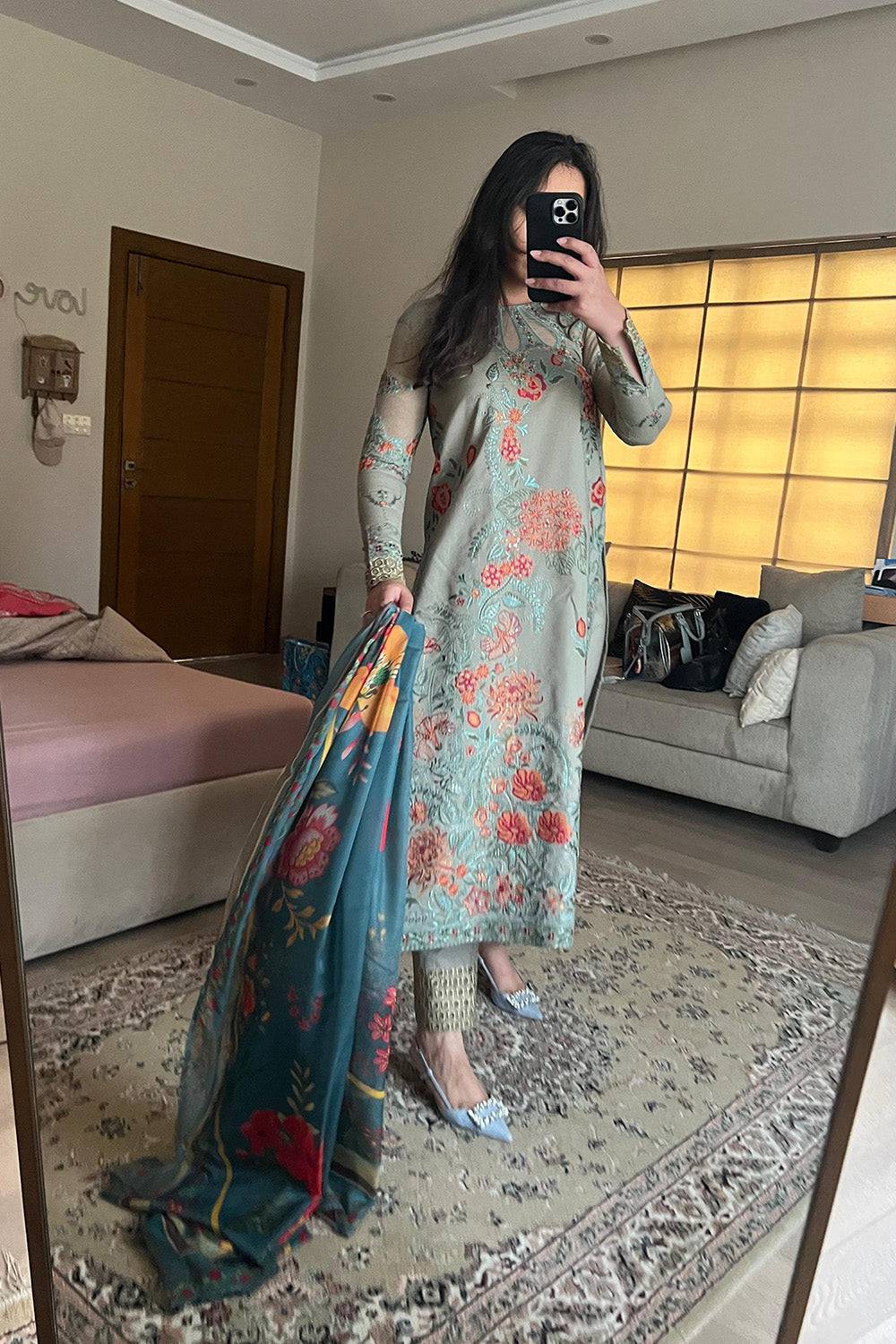 Maryam N Maria | Koel 25 | LAOISE - MS50277 by Maria Faisal - Registered Vendor of : Maryam N Maria - type : Ladies Clothes - 100% original wedding dresses