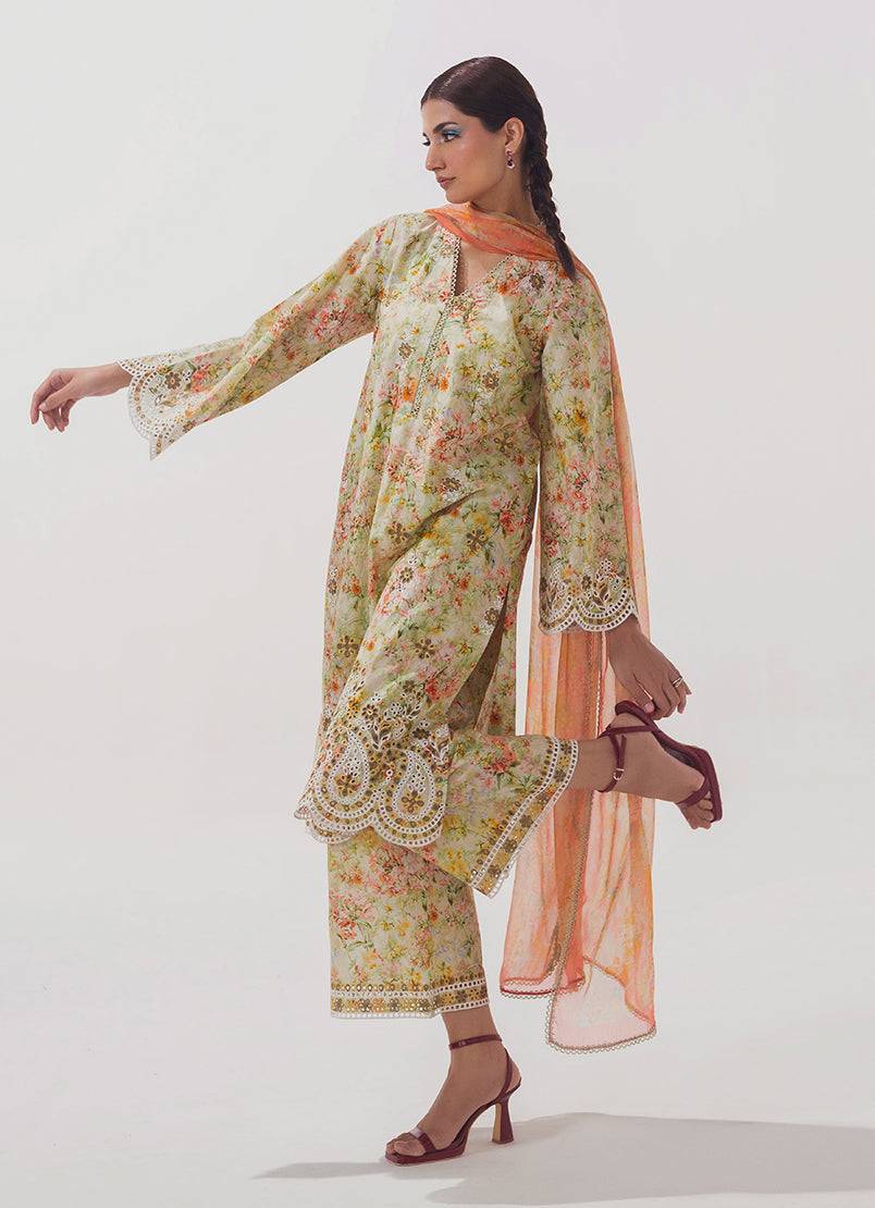 Image | Spring Basics 25 | IMPRSS-213975-12542 by Maria Faisal - Registered Vendor of : Image - type : Ladies Clothes - 100% original wedding dresses