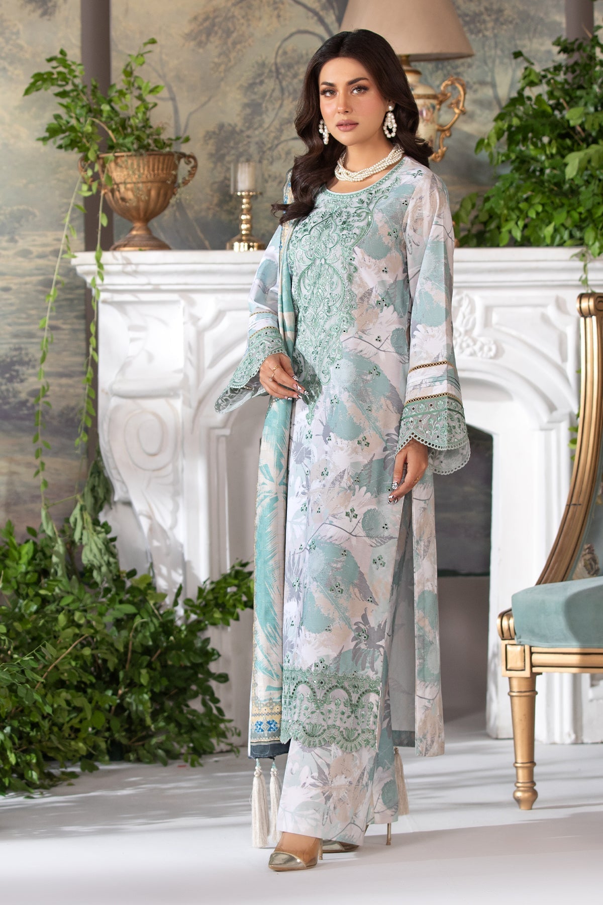 Imrozia Premium | Masakali Winter Pret | I.P-83 Mahnoor - Designer Dress with Intricate embroidery and embellishments. Shop elegent wedding dress at Maria Faisal.