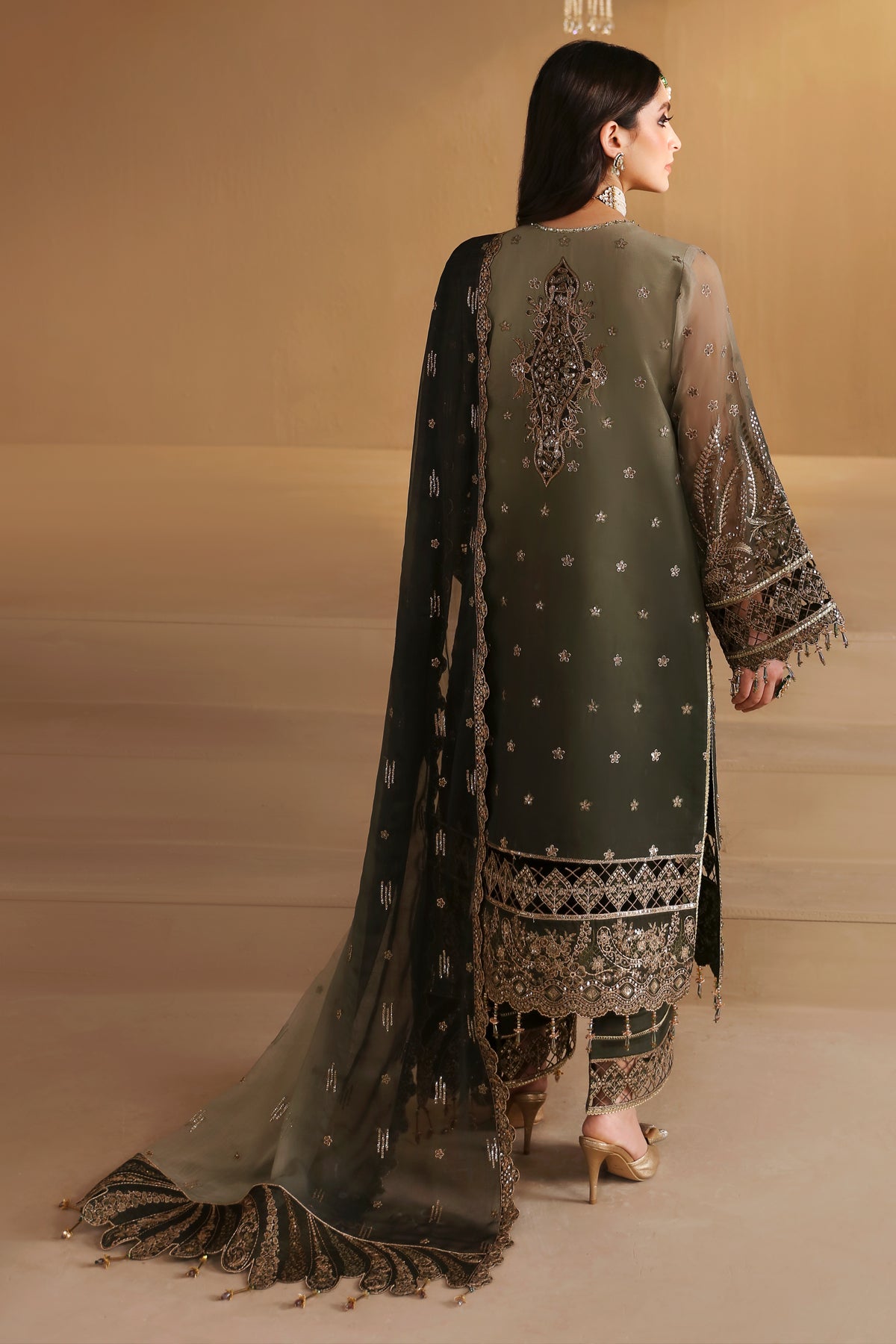 Alizeh | Reena Wedding Formals | AF-HM-4021-JIYA - Designer Dress with Intricate embroidery and embellishments. Shop elegent wedding dress at Maria Faisal.