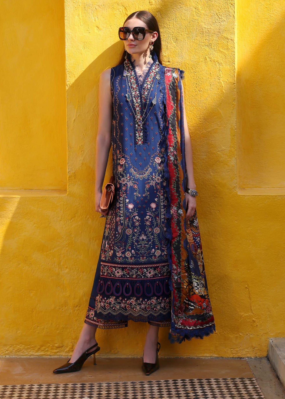 Kanwal Malik | Elysia Luxury Lawn 25 | Azure by Maria Faisal - Registered Vendor of : Kanwal Malik - type : Ladies Clothes - 100% original wedding dresses