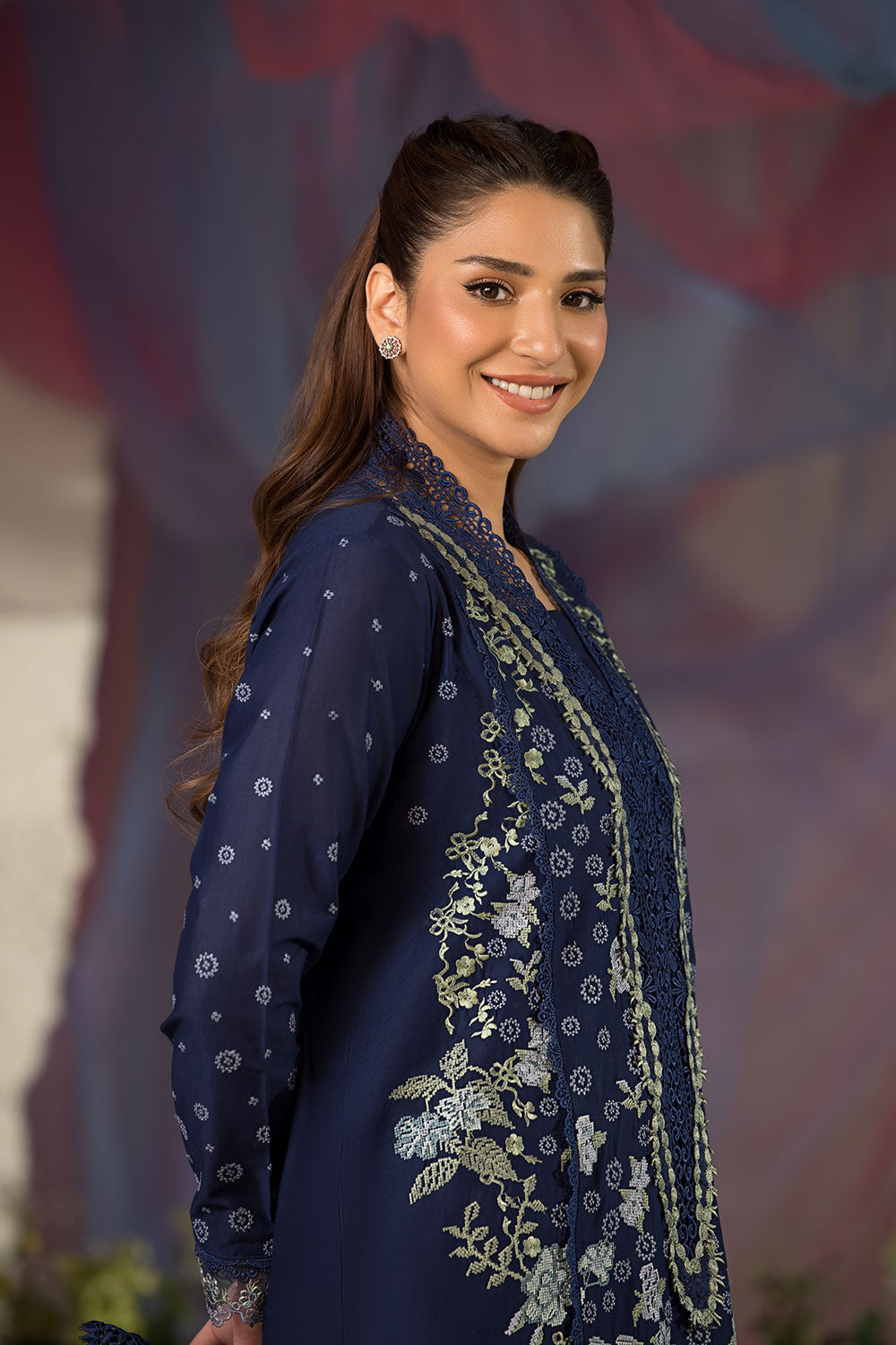 Sobia Nazir | Luxury Lawn 25 | 8A - Ladies Clothes 