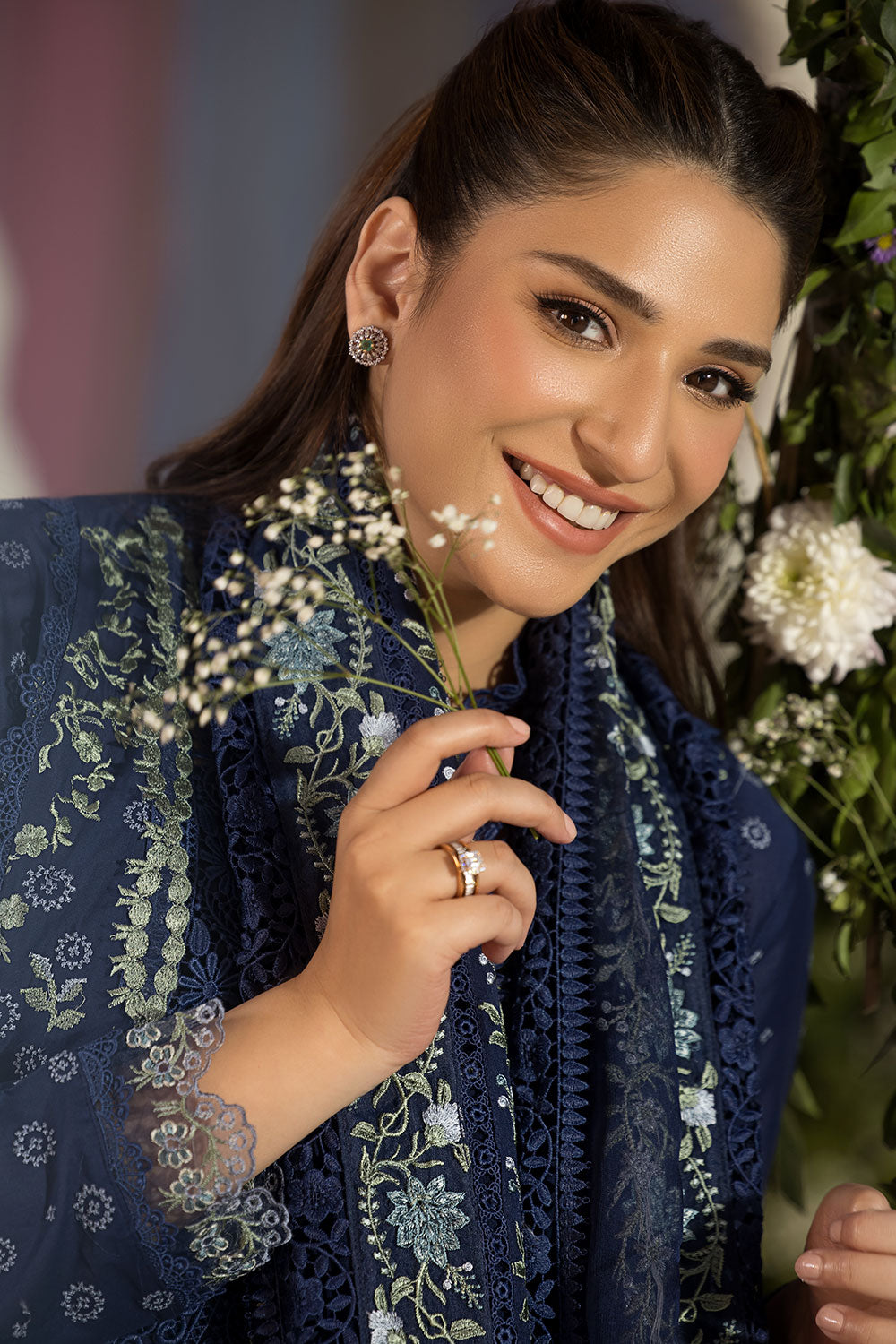 Sobia Nazir | Luxury Lawn 25 | 8A - Ladies Clothes 