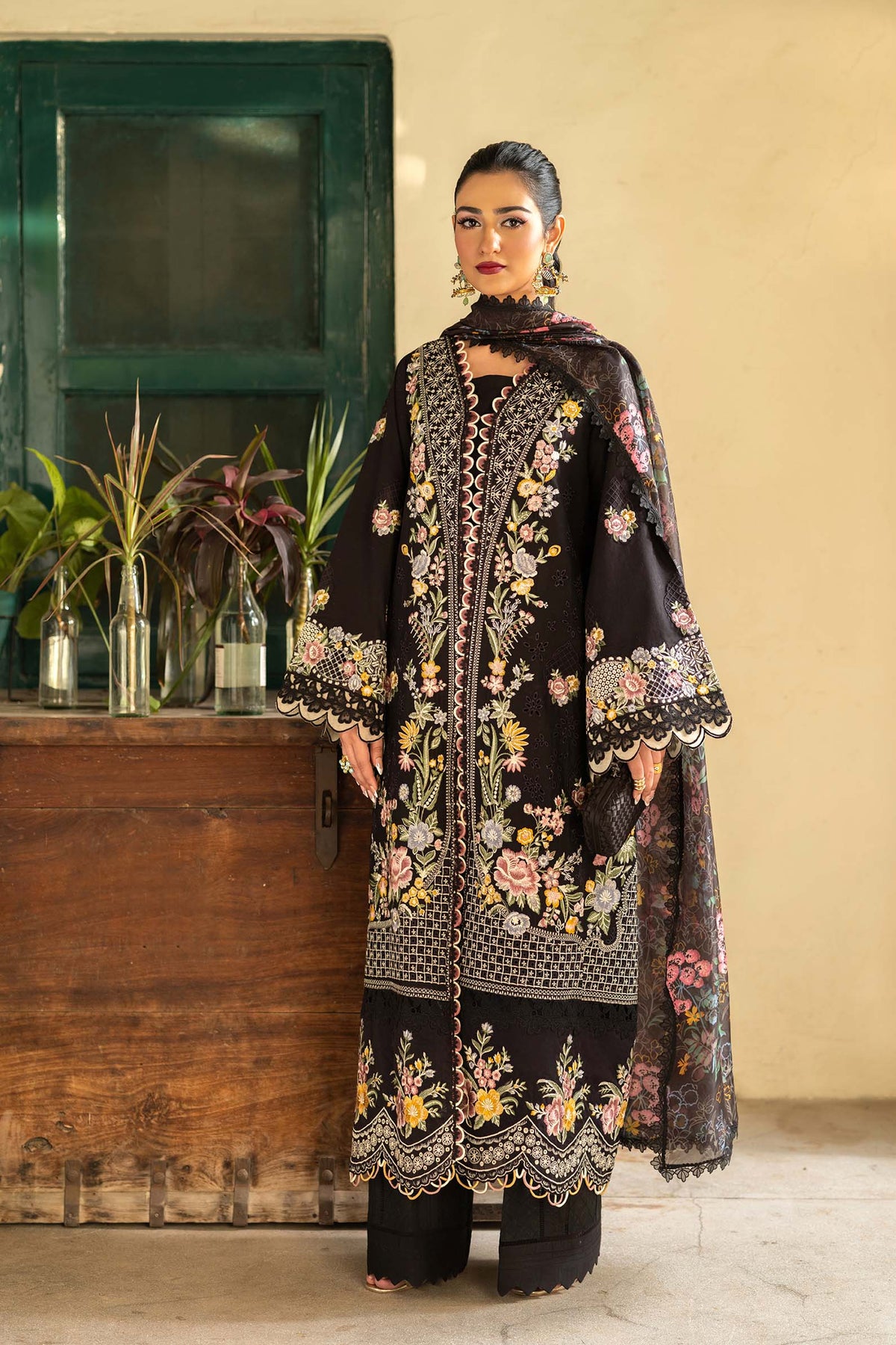 Maryam Hussain | Luxury Lawn 25 | Koyal by Maria Faisal - Registered Vendor of : Maryam Hussain - type : Ladies Clothes - 100% original wedding dresses