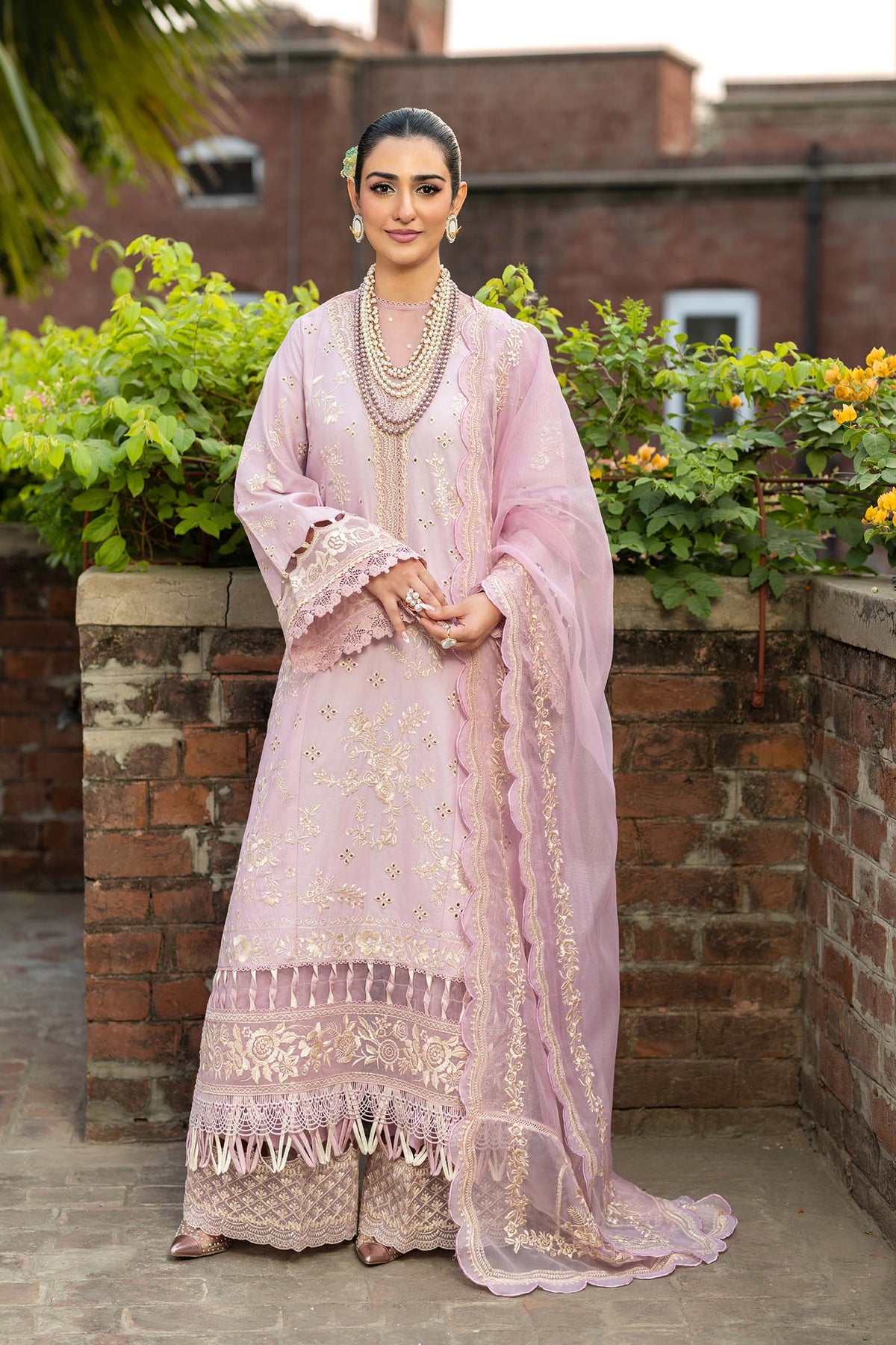 Maryam Hussain | Luxury Lawn 25 | Samar by Maria Faisal - Registered Vendor of : Maryam Hussain - type : Ladies Clothes - 100% original wedding dresses