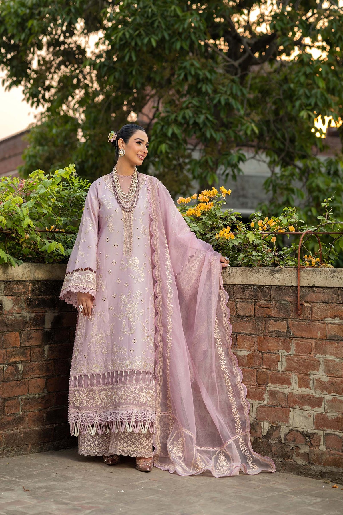 Maryam Hussain | Luxury Lawn 25 | Samar by Maria Faisal - Registered Vendor of : Maryam Hussain - type : Ladies Clothes - 100% original wedding dresses