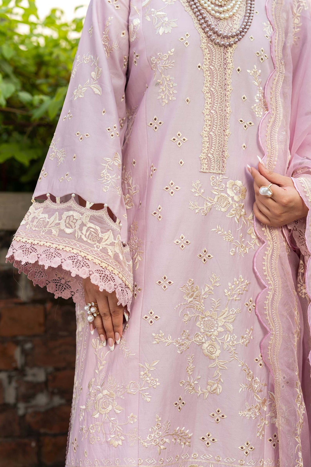 Maryam Hussain | Luxury Lawn 25 | Samar by Maria Faisal - Registered Vendor of : Maryam Hussain - type : Ladies Clothes - 100% original wedding dresses