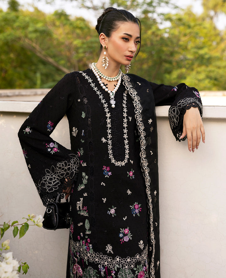 Republic Womenswear | Embroidered Pret | M-152 - Ladies Clothes - Maria Faisal