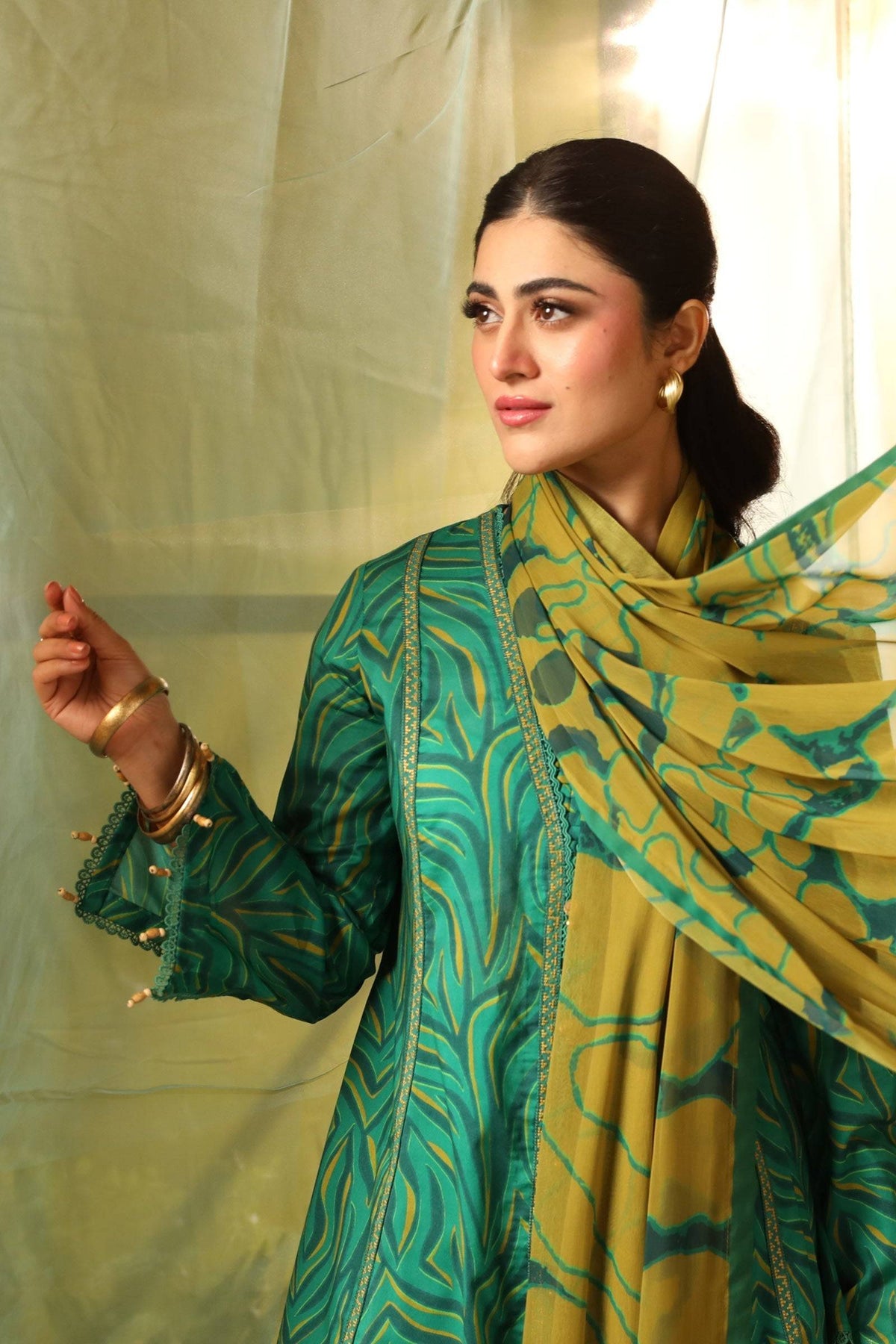 Maria B | M Basic Summer Lawn 25 | MB-CUS25-704A by Maria Faisal - Registered Vendor of : Maria B - type : Ladies Clothes - 100% original wedding dresses