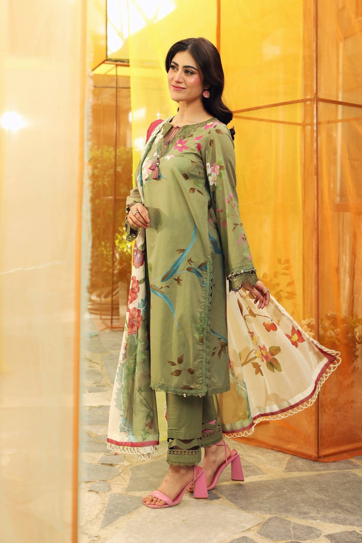 Maria B | M Basic Summer Lawn 25 | MB-CUS25-707A by Maria Faisal - Registered Vendor of : Maria B - type : Ladies Clothes - 100% original wedding dresses