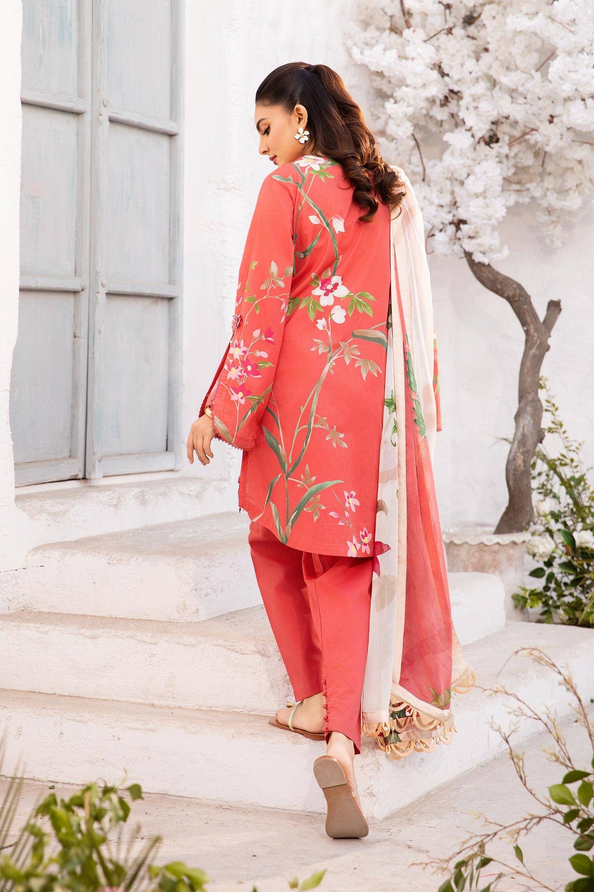 Maria B | M Basic Summer Lawn 25 | MB-CUS25-707B by Maria Faisal - Registered Vendor of : Maria B - type : Ladies Clothes - 100% original wedding dresses