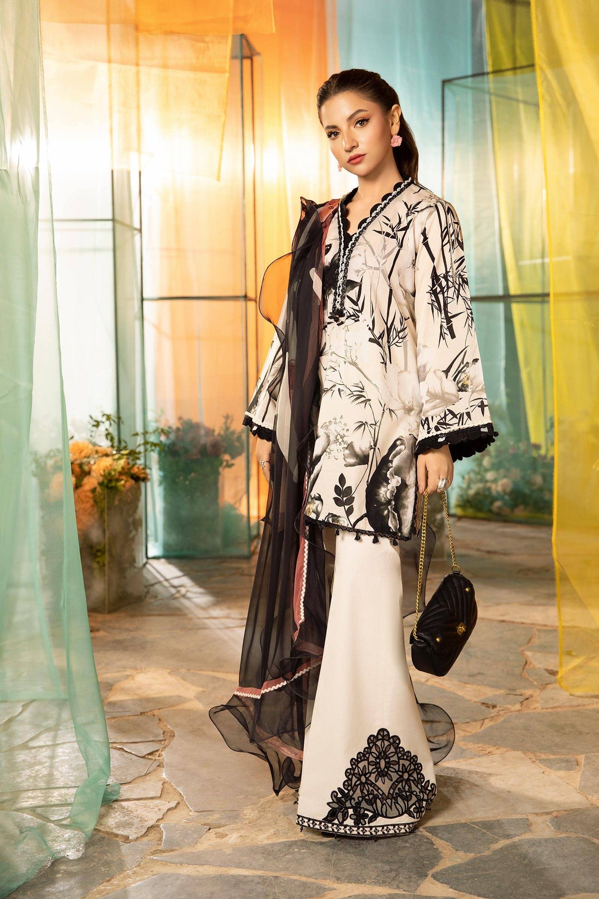 Maria B | M Basic Summer Lawn 25 | MB-CUS25-713B by Maria Faisal - Registered Vendor of : Maria B - type : Ladies Clothes - 100% original wedding dresses