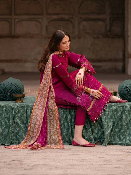 Parishay | Mastani Luxury Lawn 25 | MI - 01 by Maria Faisal - Registered Vendor of : Parishay - type : Ladies Clothes - 100% original wedding dresses