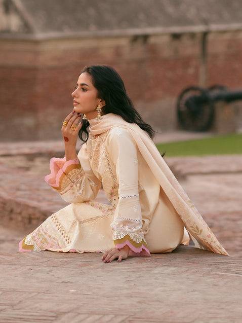 Parishay | Mastani Luxury Lawn 25 | MI - 06 by Maria Faisal - Registered Vendor of : Parishay - type : Ladies Clothes - 100% original wedding dresses