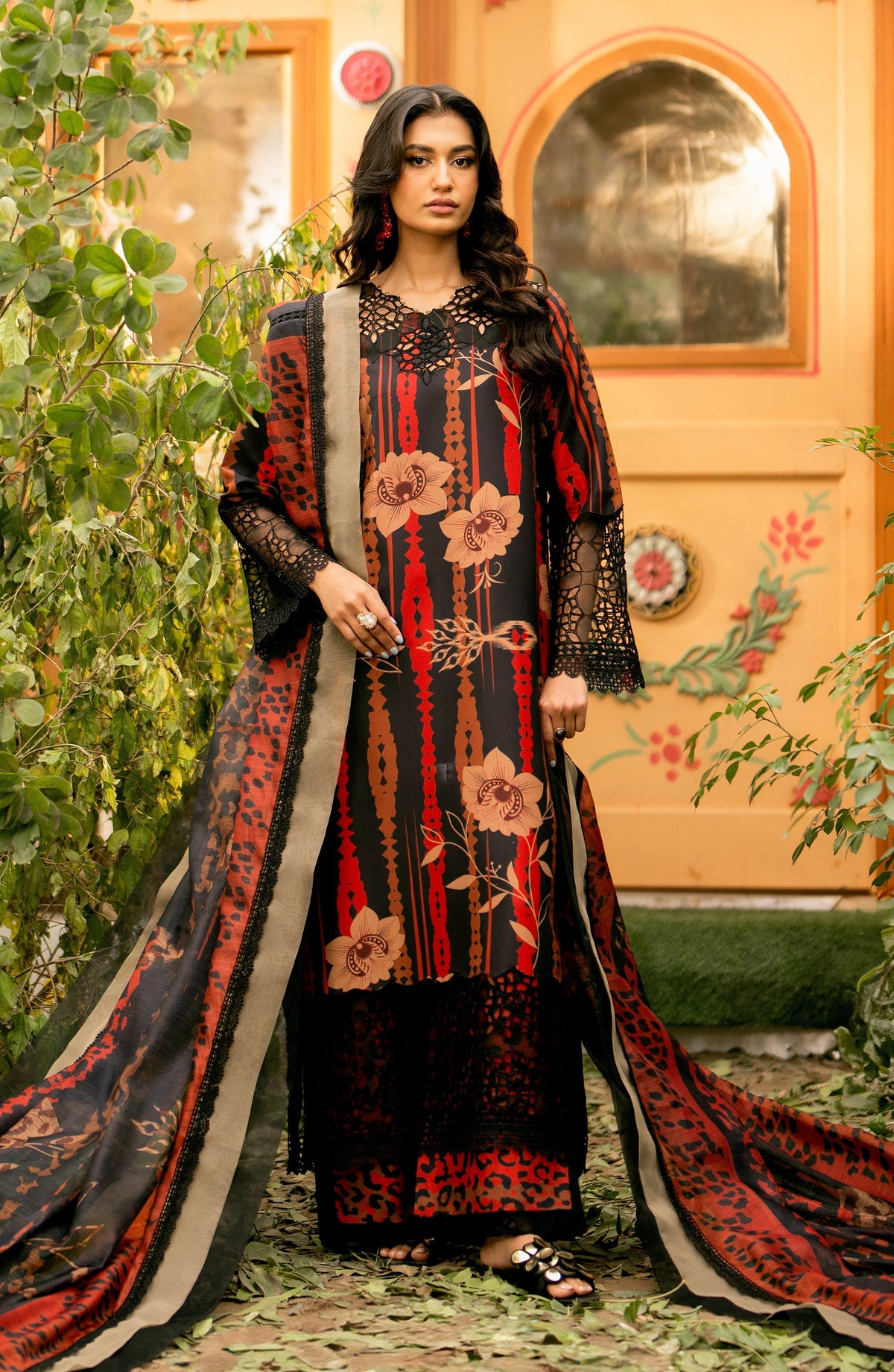 Maryum N Maria | Luxury Lawn 24 | Chione - Ladies Clothes - Maria Faisal