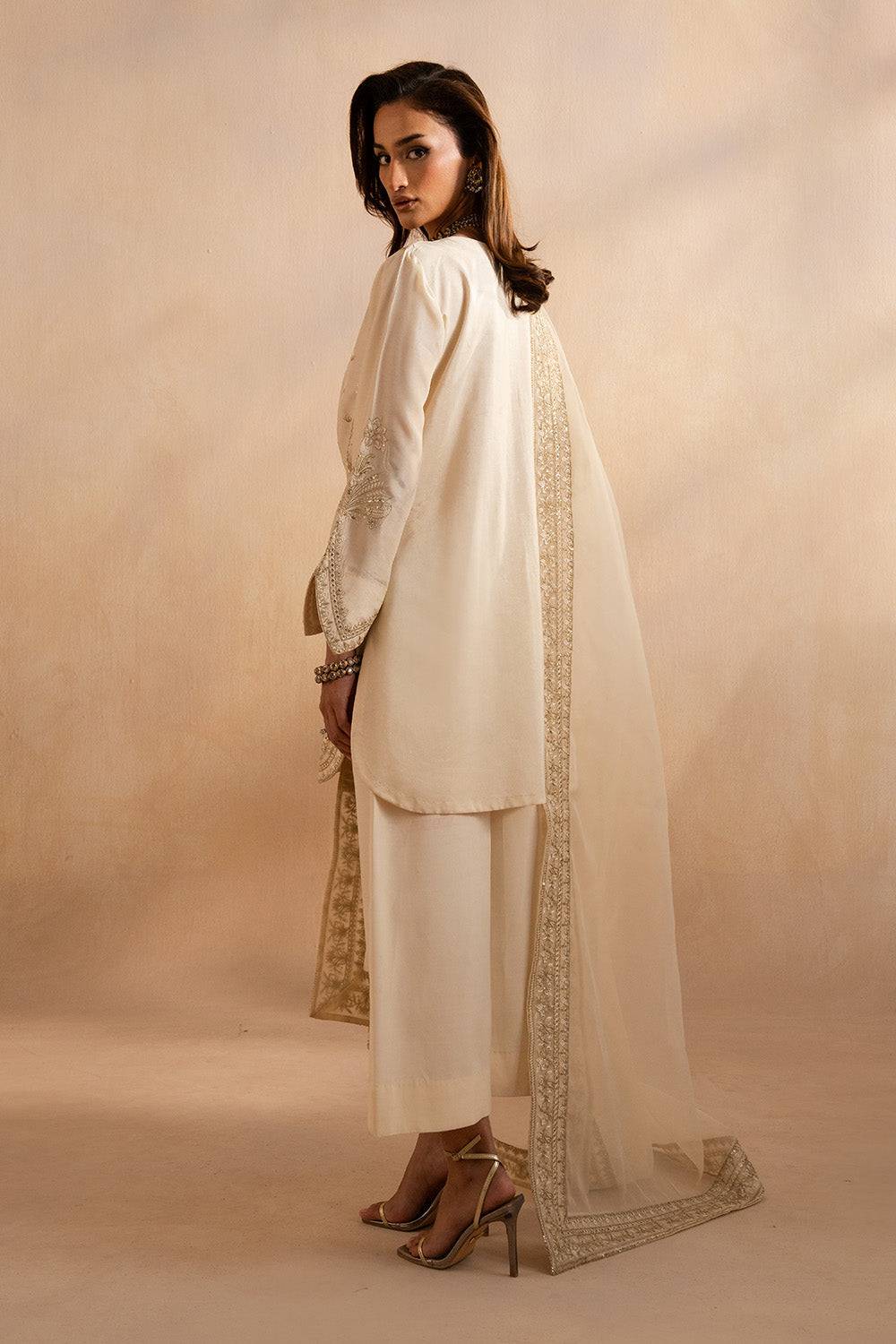 Maryum N Maria | Dhahab 25 | ALICE - MS50258 by Maria Faisal - Registered Vendor of : Maryam N Maria - type : Ladies Clothes - 100% original wedding dresses