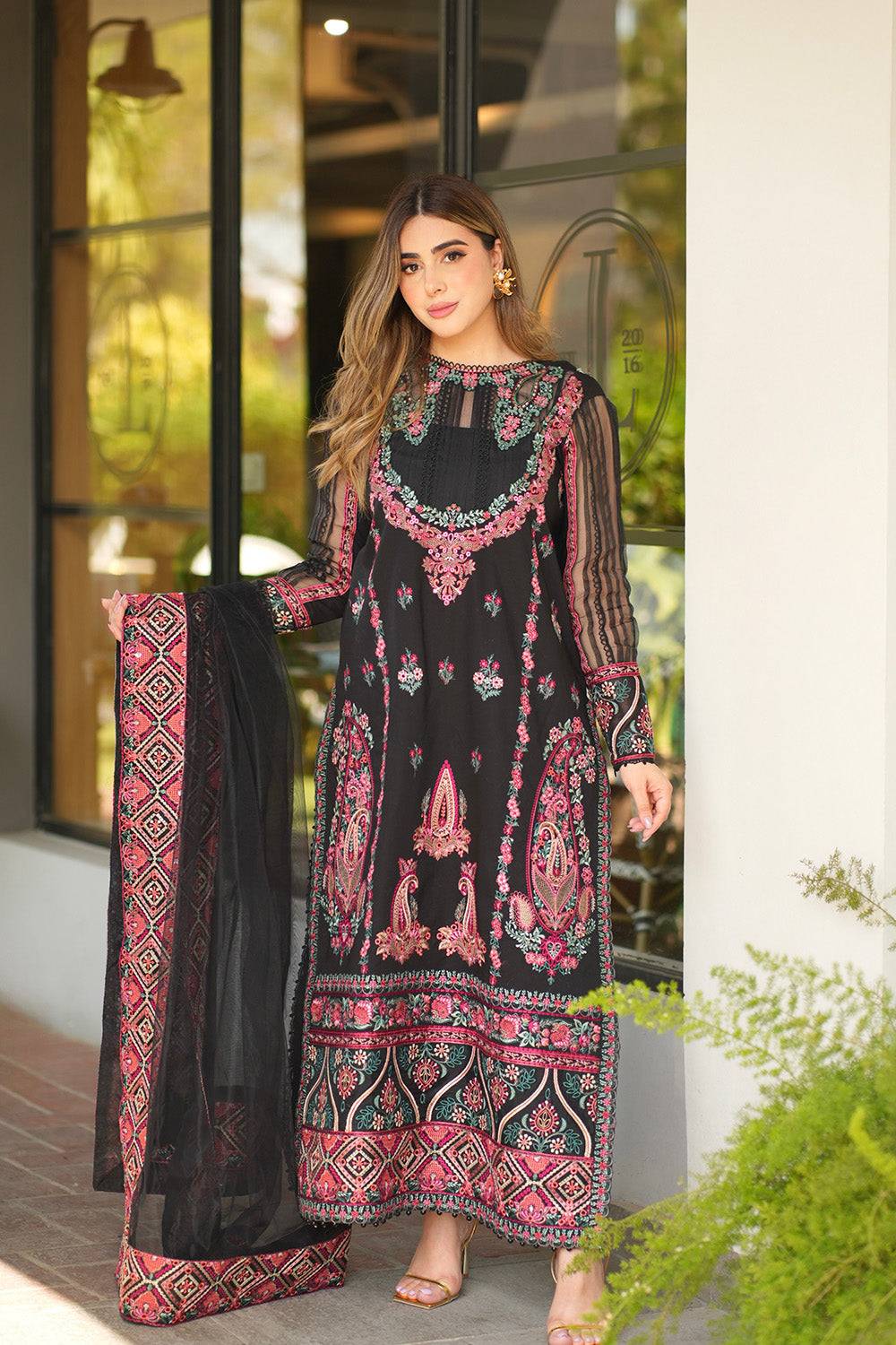 Maryam N Maria | Koel 25 | ÁINE - MS50274 by Maria Faisal - Registered Vendor of : Maryam N Maria - type : Ladies Clothes - 100% original wedding dresses