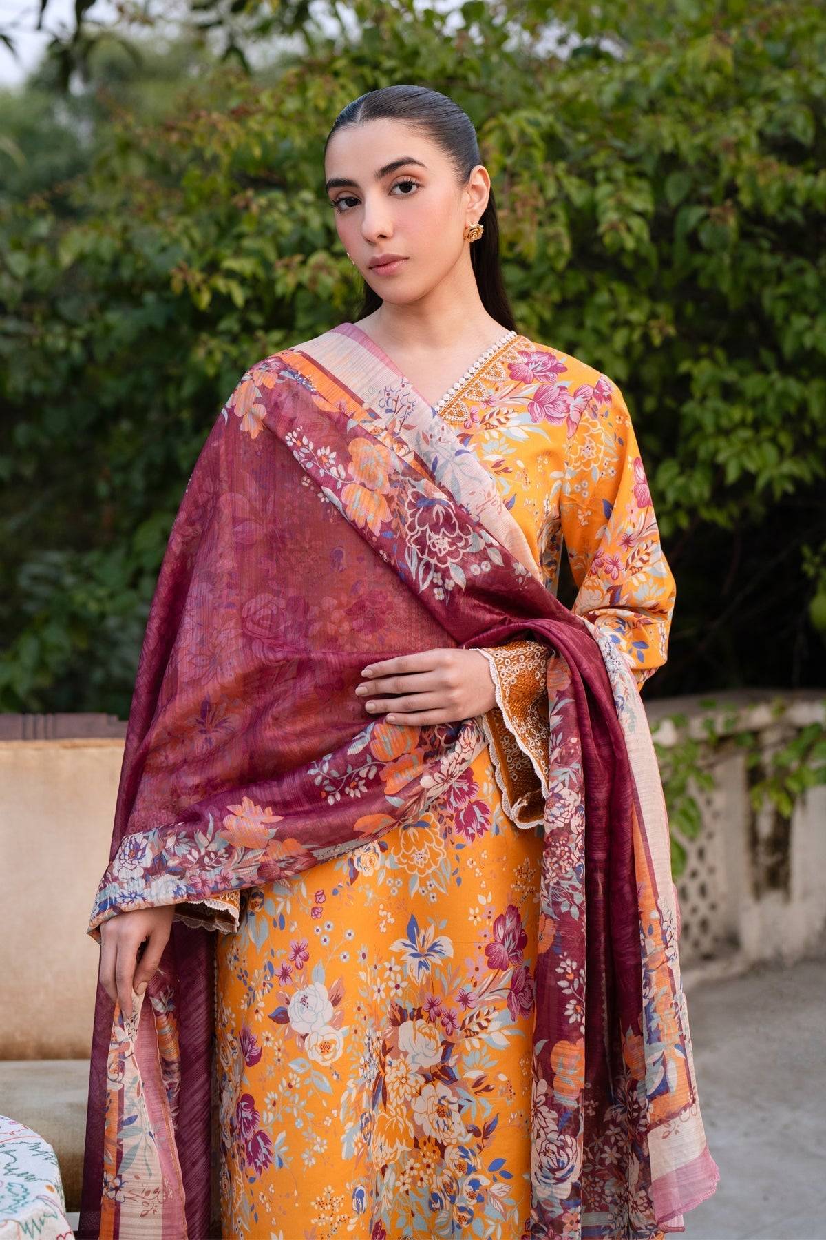 Xenia Formals | Summer Away 25 | SOLEIA by Maria Faisal - Registered Vendor of : Xenia Formals - type : Ladies Clothes - 100% original wedding dresses