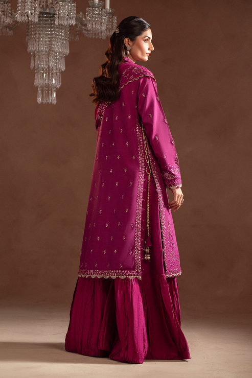 Emaan Adeel | Selene Formals | FIORA - Ladies Clothes 