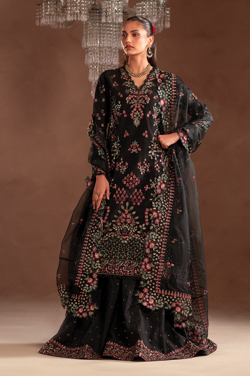 Emaan Adeel | Selene Formals | AMARAE - Ladies Clothes 