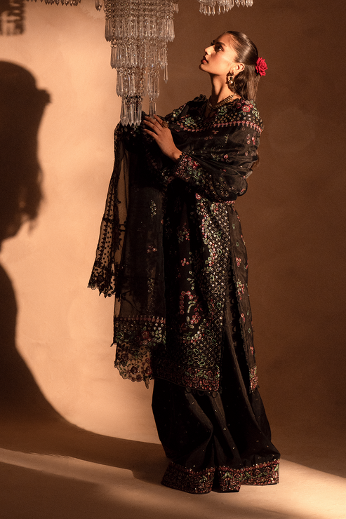Emaan Adeel | Selene Formals | AMARAE - Ladies Clothes 