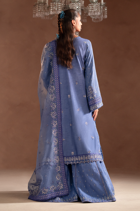 Emaan Adeel | Selene Formals | LUNELLE - Ladies Clothes 