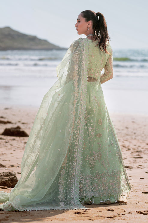 Emaan Adeel | Kamari Reveuse Wedding Formals | NOIR - Designer Dress with Intricate embroidery and embellishments. Shop elegent wedding dress at Maria Faisal.