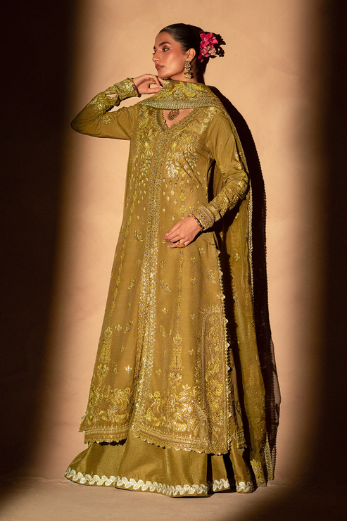Emaan Adeel | Selene Formals | AURELIA - Ladies Clothes 