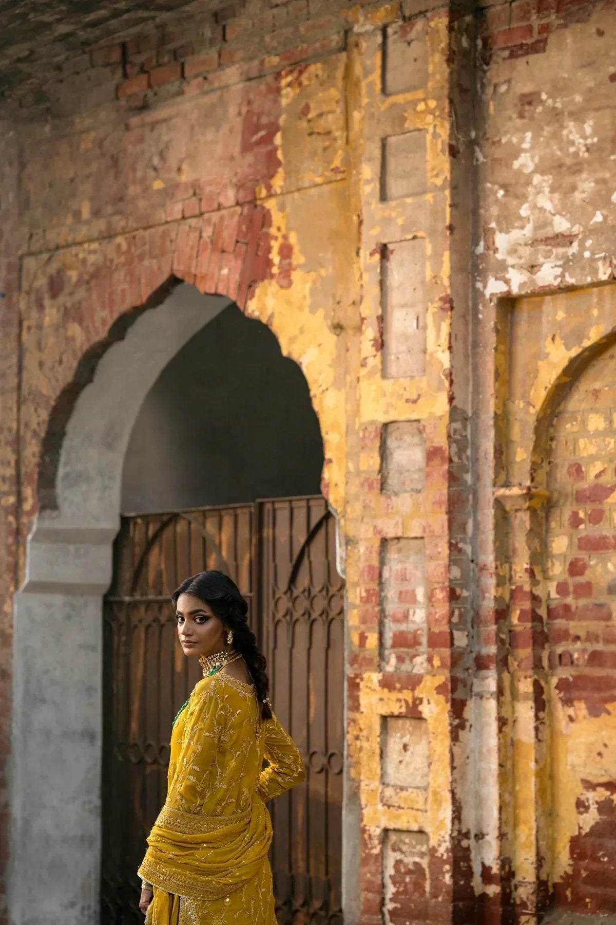 Erum Khan | Mannat Formals | Aatish