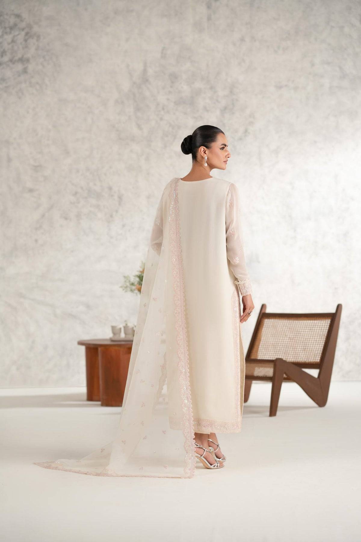 Akbar Aslam | Formal Pret | Mehr by Maria Faisal - Registered Vendor of : Akbar Aslam - type : Ladies Clothes - 100% original wedding dresses