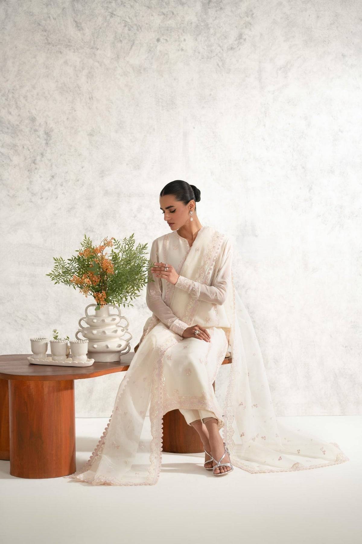 Akbar Aslam | Formal Pret | Mehr by Maria Faisal - Registered Vendor of : Akbar Aslam - type : Ladies Clothes - 100% original wedding dresses