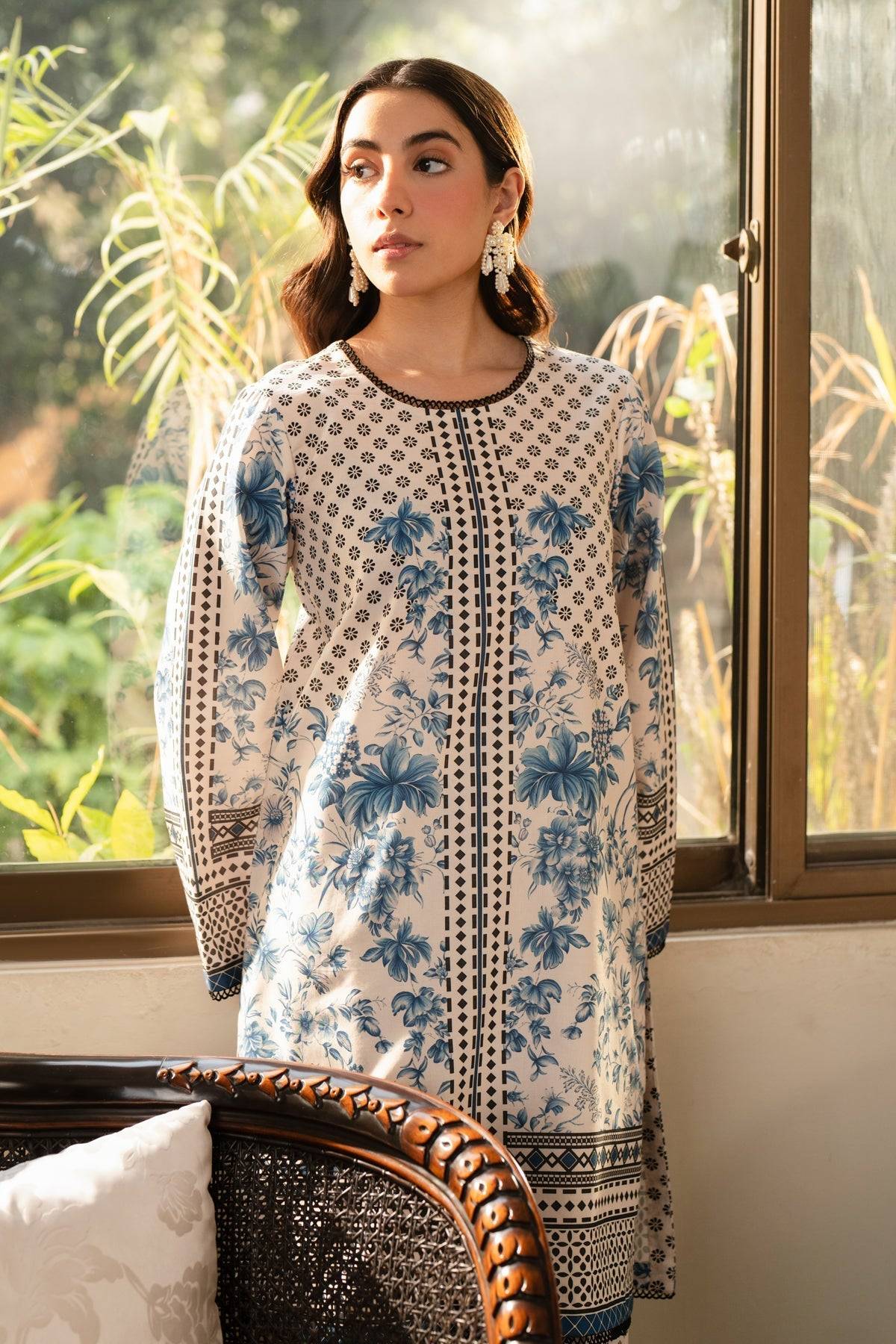 Xenia Formals | Summer Away 25 | DOTA by Maria Faisal - Registered Vendor of : Xenia Formals - type : Ladies Clothes - 100% original wedding dresses
