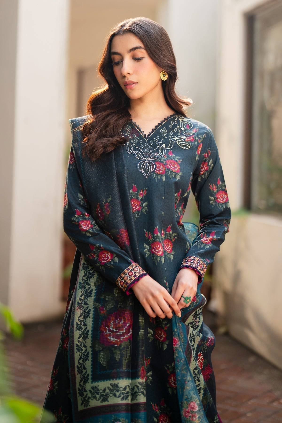 Xenia Formals | Summer Away 25 | FLEURIS by Maria Faisal - Registered Vendor of : Xenia Formals - type : Ladies Clothes - 100% original wedding dresses