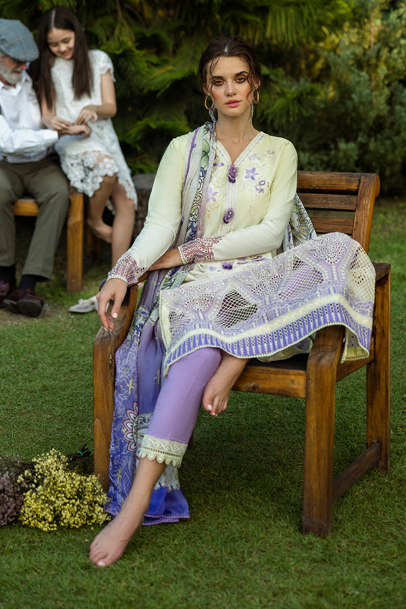 Mushq | Solace Ombre Chikankari | Gioia by Maria Faisal - Registered Vendor of : Mushq - type : Ladies Clothes - 100% original wedding dresses