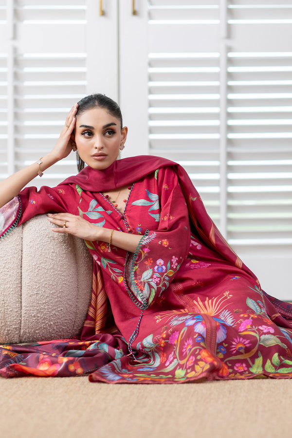 Mina Hassan | Signature Prints | Auric Magenta