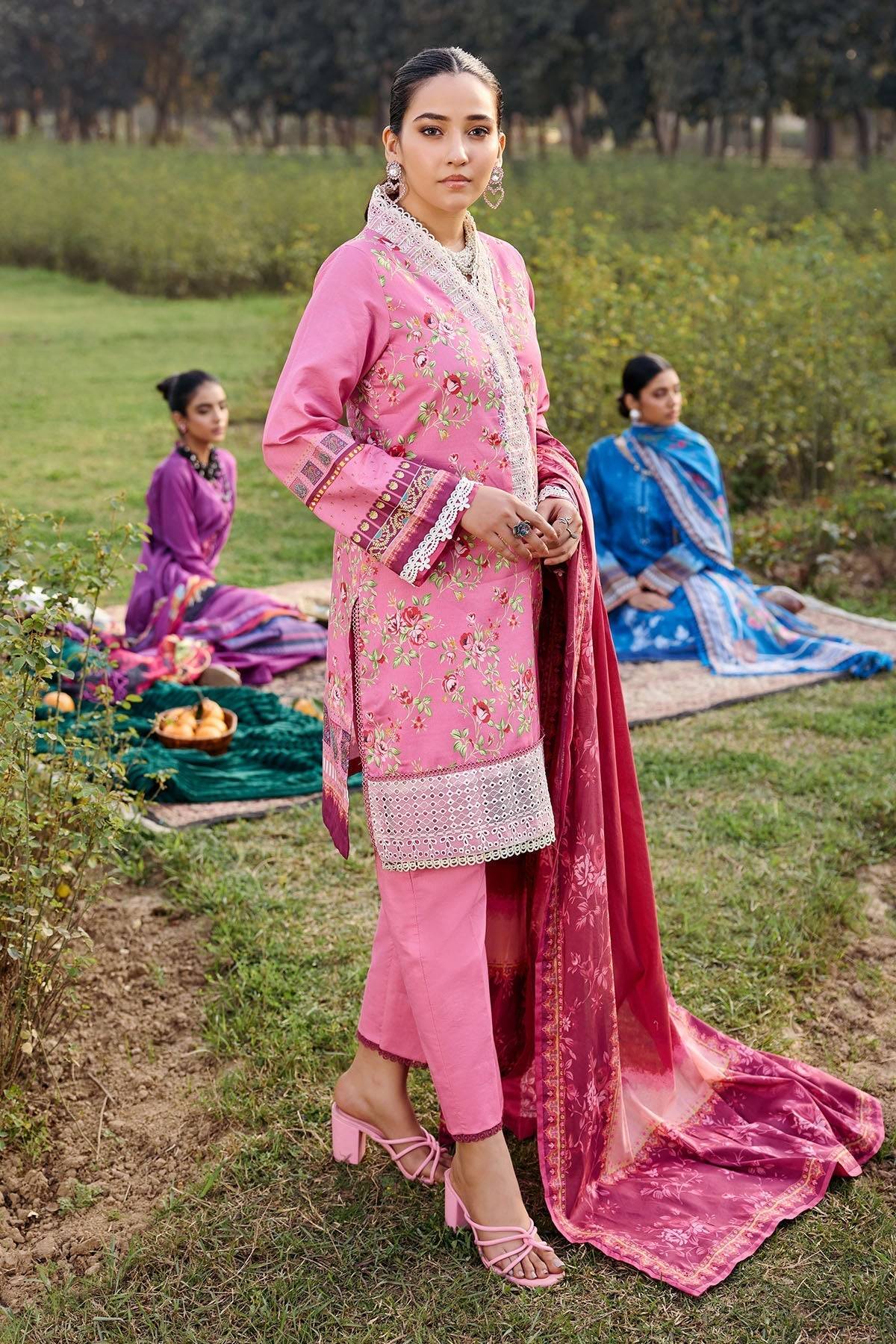 Motifz | Umang Lawn | 3552-BEYZA by Maria Faisal - Registered Vendor of : Motifz - type : Ladies Clothes - 100% original wedding dresses