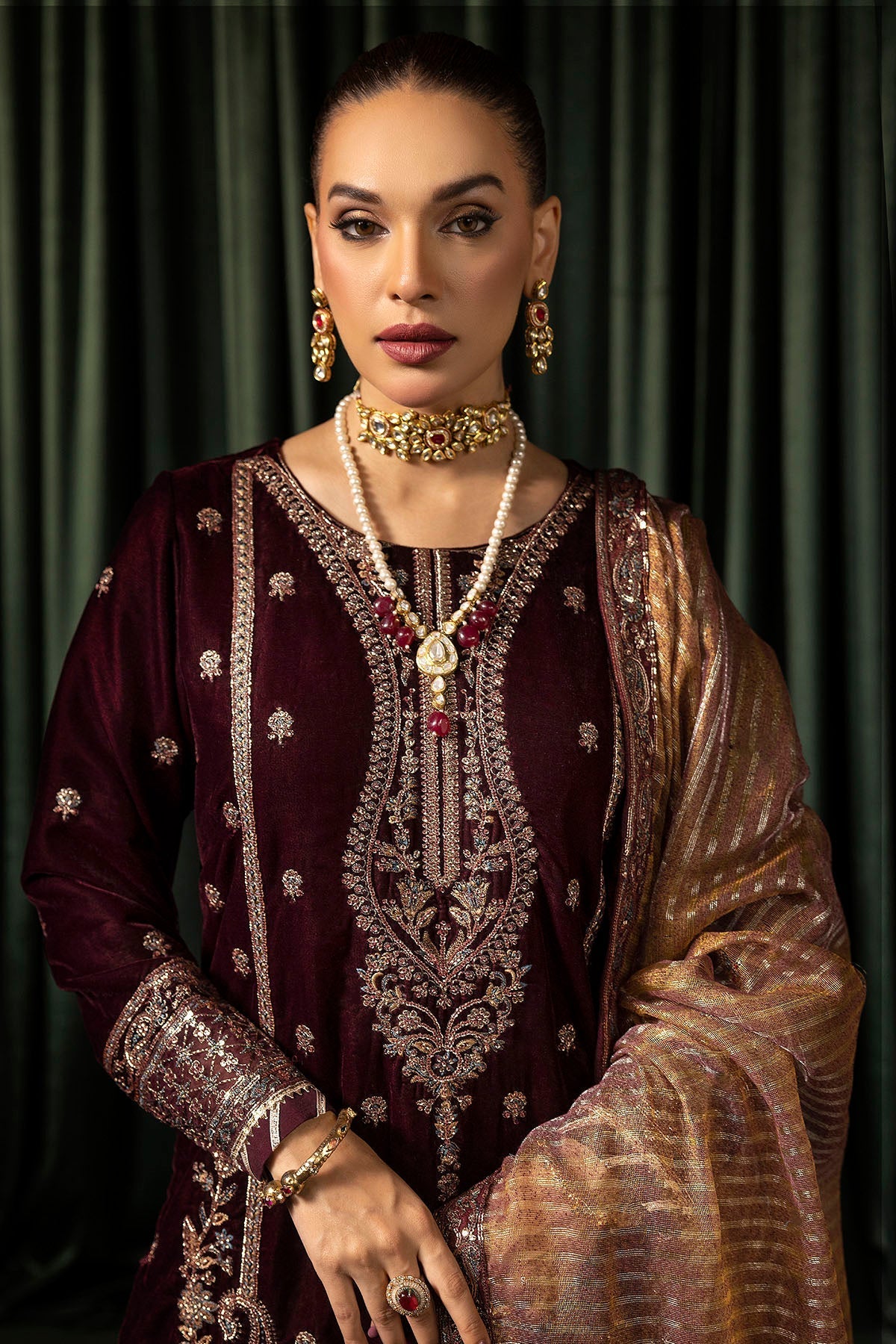 Motifz | Velvet Formals | 5096-DAISHA - Ladies Clothes - Maria Faisal