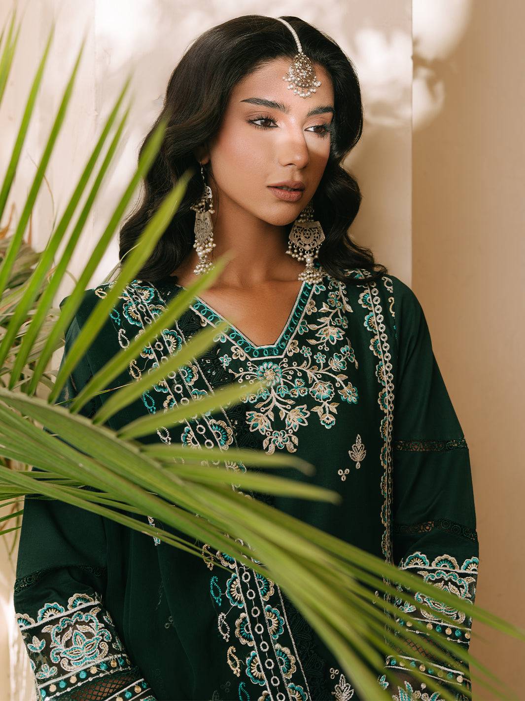 Mahnur | Shanaya Luxury Lawn 25 | Siyahgul by Maria Faisal - Registered Vendor of : Mahnur - type : Ladies Clothes - 100% original wedding dresses