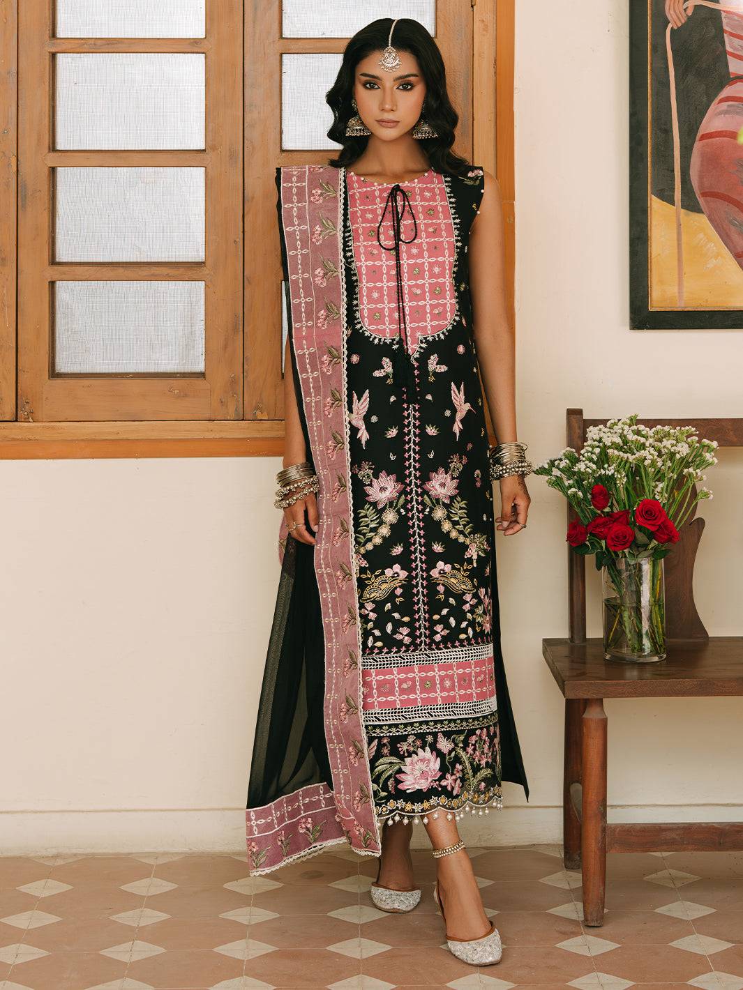 Mahnur | Shanaya Luxury Lawn 25 | Zarina by Maria Faisal - Registered Vendor of : Mahnur - type : Ladies Clothes - 100% original wedding dresses