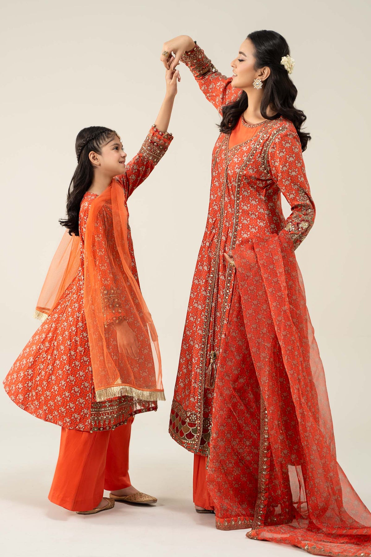 Maria B | 3 Piece Printed Linen Suit | MKD-W24-16 by Maria Faisal - Registered Vendor of : Maria B - type : Kids Clothes - 100% original wedding dresses
