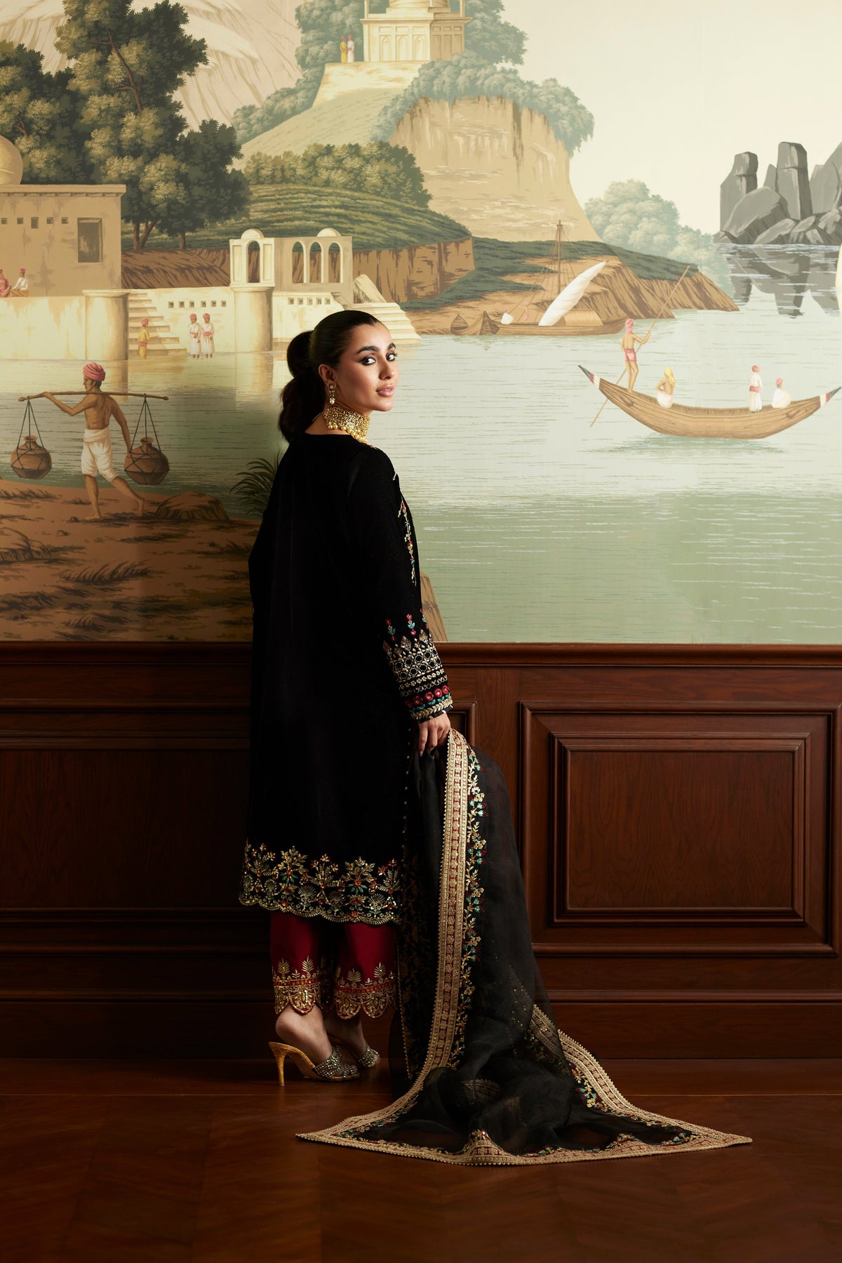 Mina Hassan | Velvet Luxe |  Jahan - Ladies Clothes - Maria Faisal
