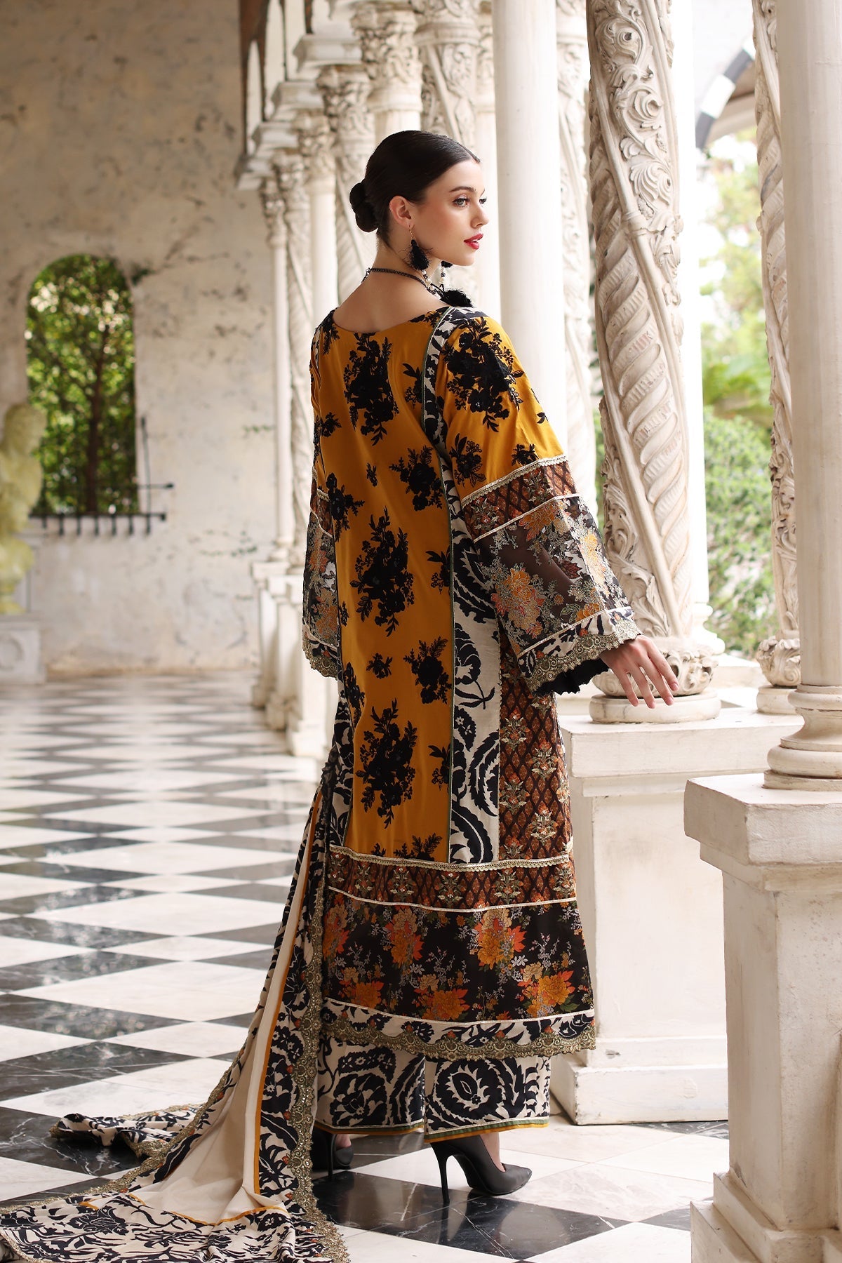 Mina Kashif | Festive Lawn | Leyla - Maria Faisal