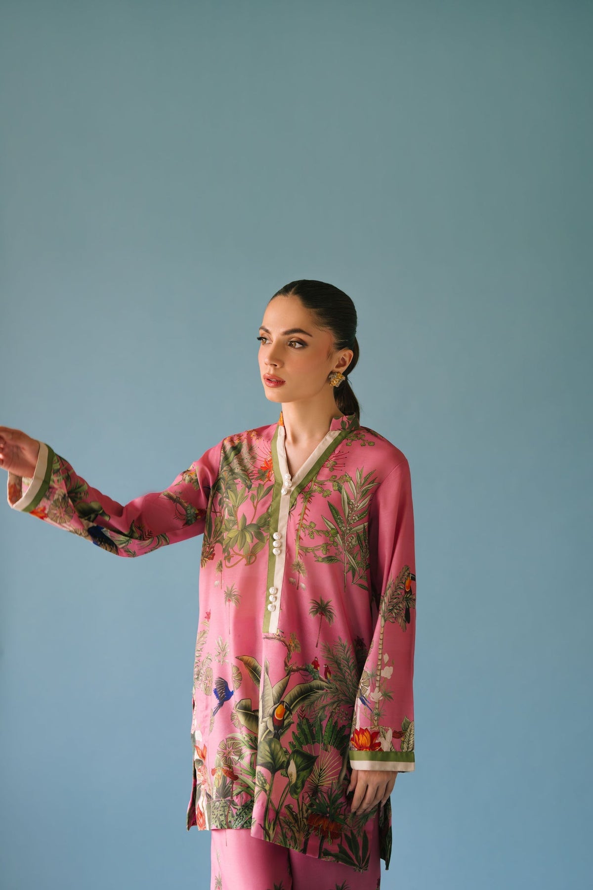 Sammy K | Lawn Pret 25 |Enchanting garden - Ladies Clothes - Maria Faisal
