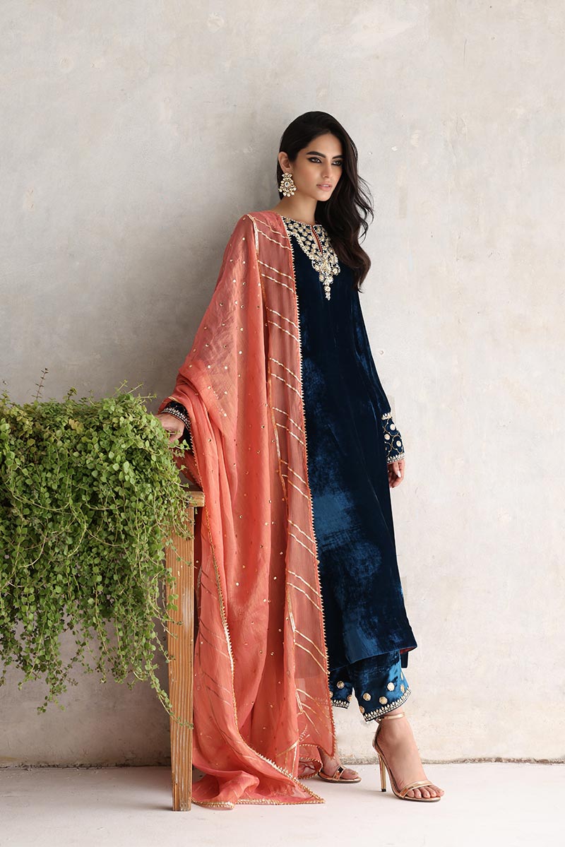Sana Abbas | Velvet Formals | NINA - Ladies Clothes - Maria Faisal
