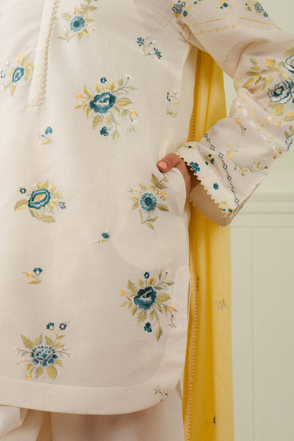 Zara Shahjahan | Coco Lawn 25 | NORA-10B by Maria Faisal - Registered Vendor of : Zara Shahjahan - type : Ladies Clothes - 100% original wedding dresses