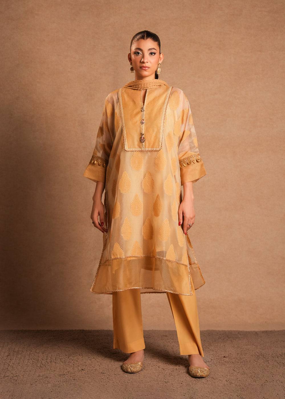 Laj | Festive Eid 25 | PRT-008 by Maria Faisal - Registered Vendor of : Laj - type : Ladies Clothes - 100% original wedding dresses
