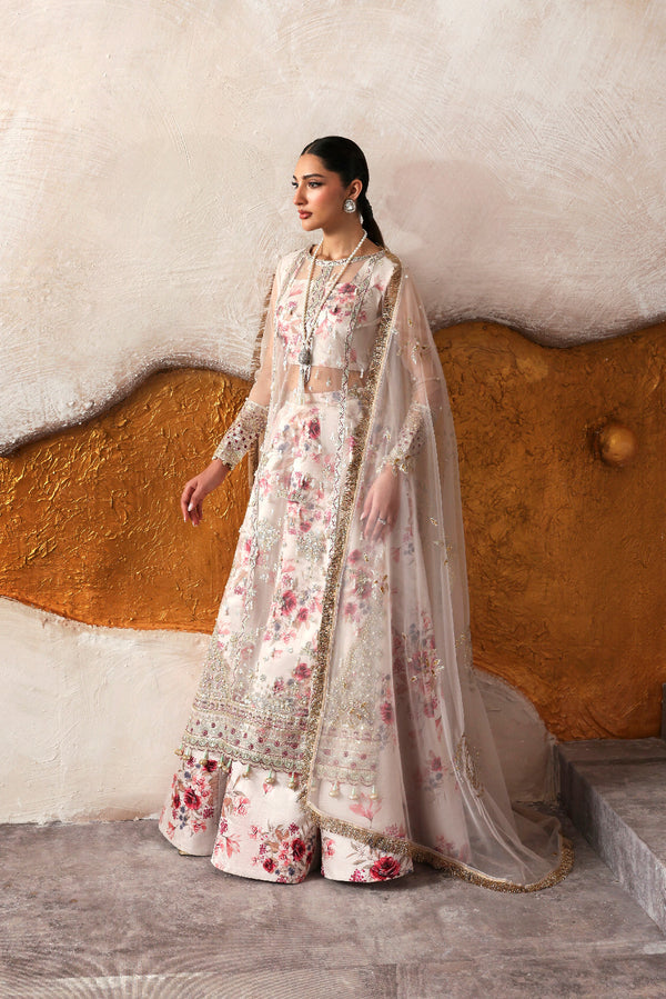 Vanya | Revuse Wedding Formals | RV-08 - Ladies Clothes - Maria Faisal