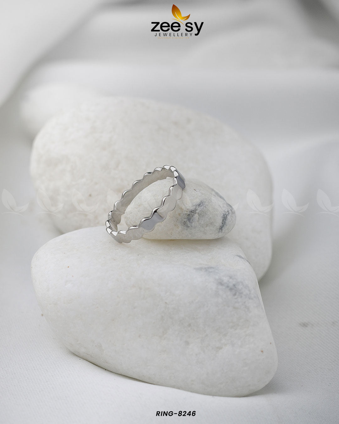 Bee My Love Ring-8246 - Rings 