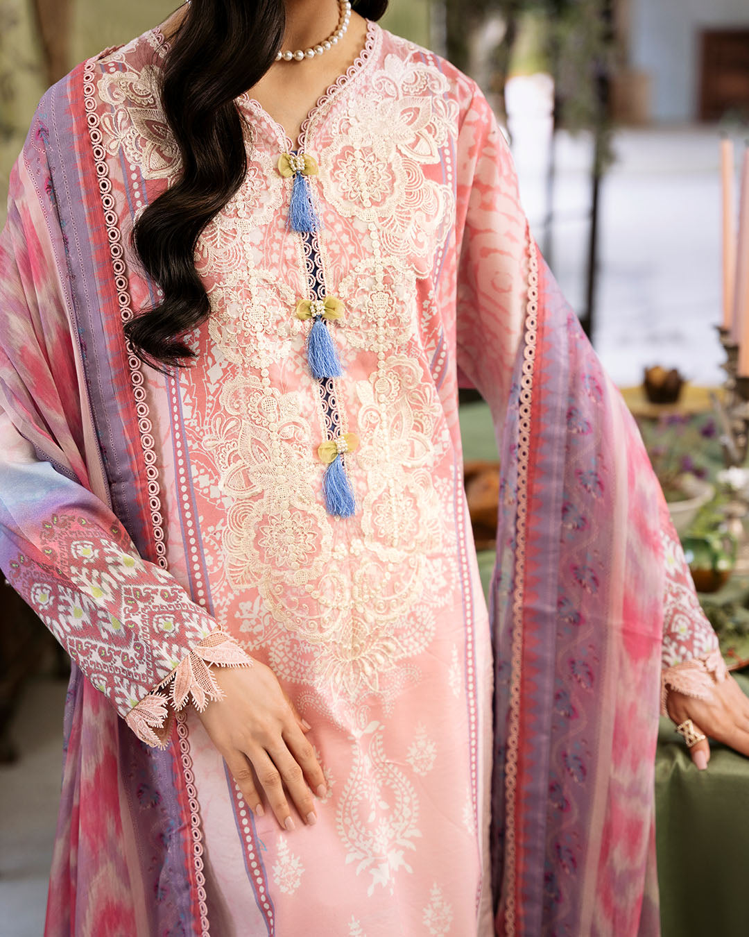 Roheenaz | Flora Printed Lawn | Amara - Ladies Clothes 